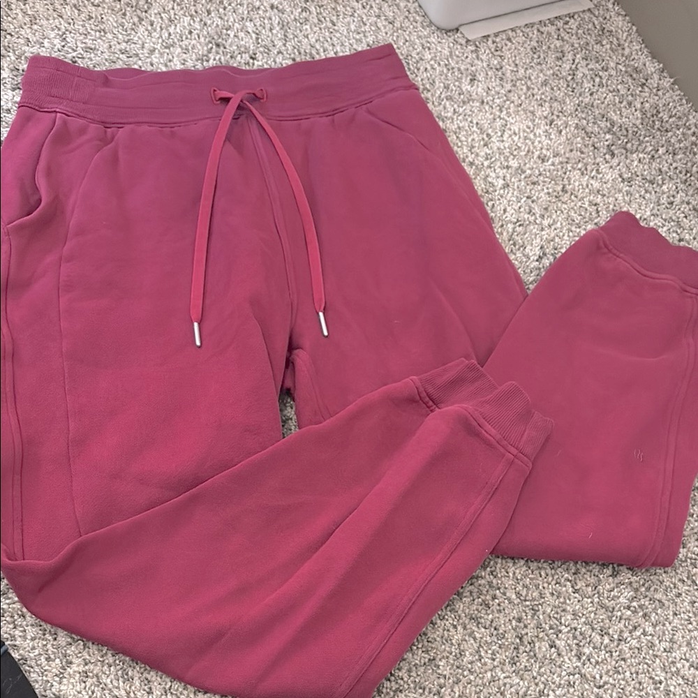 Lululemon Scuba High Rise Joggers Size 6